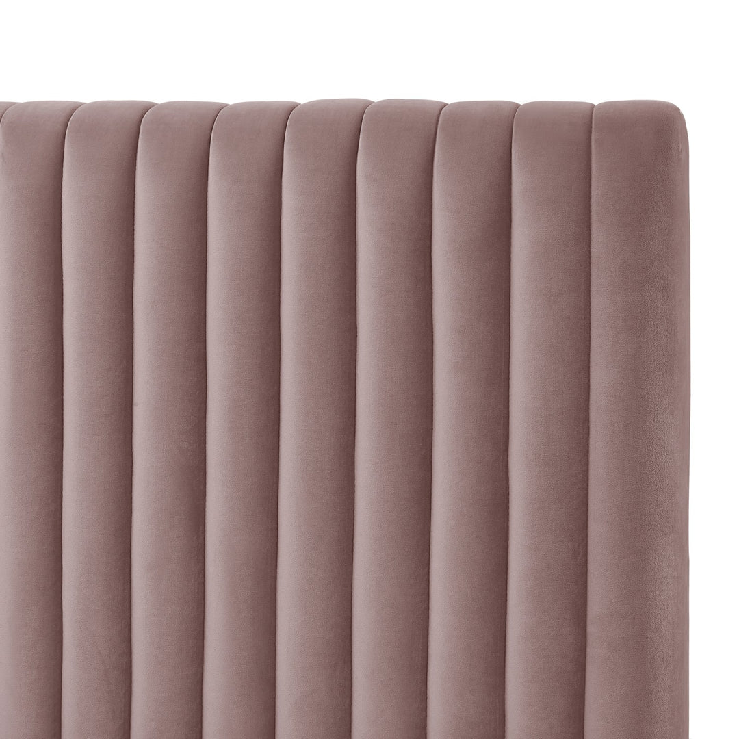 Inspired Home Alanis Platform Bed Velvet Pink 5