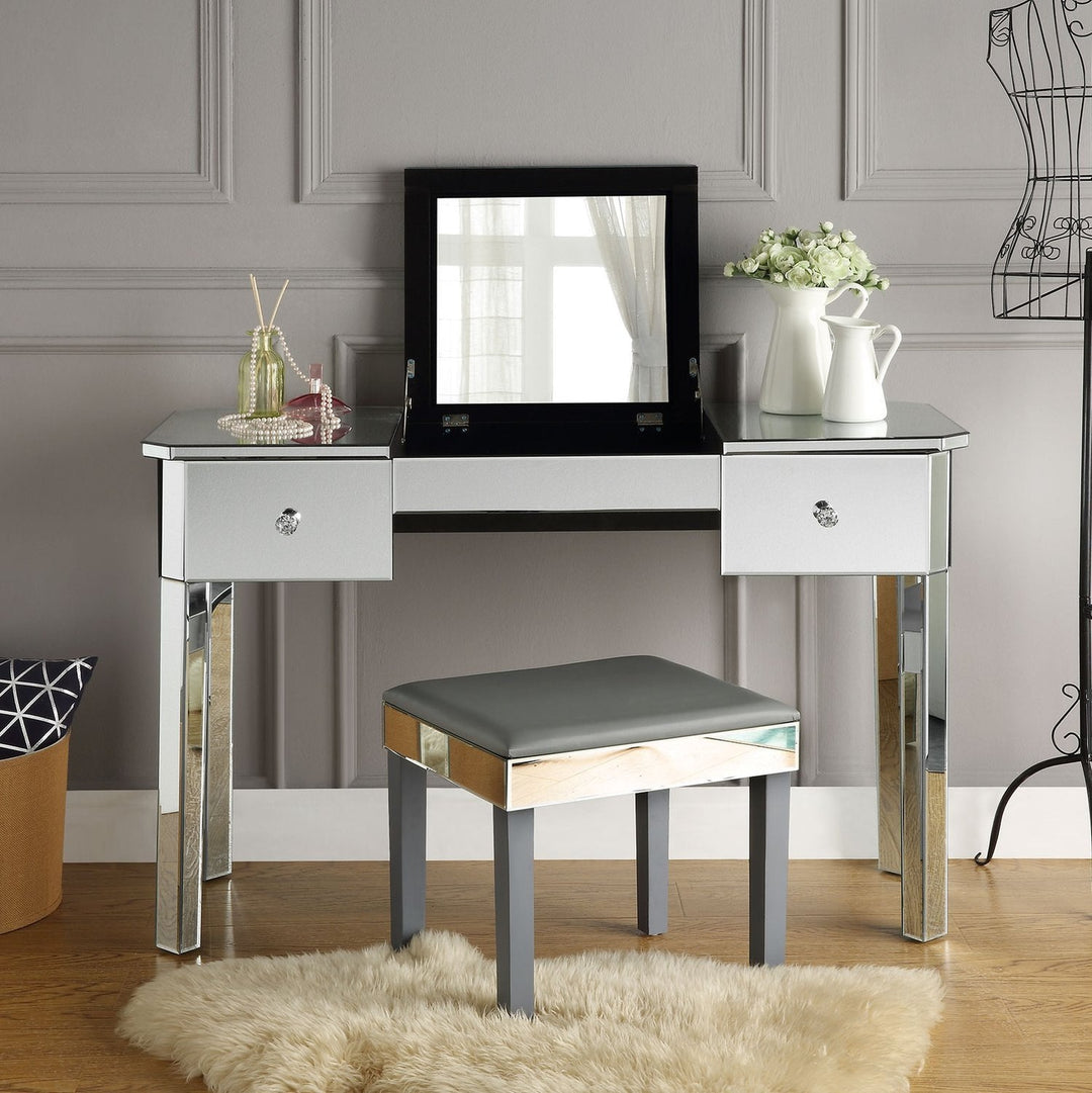 mirrored dressing table with mirror Silver Set Small Hollywood Glam and modern style Louisa Glam Jewelry Furniture Mirrored